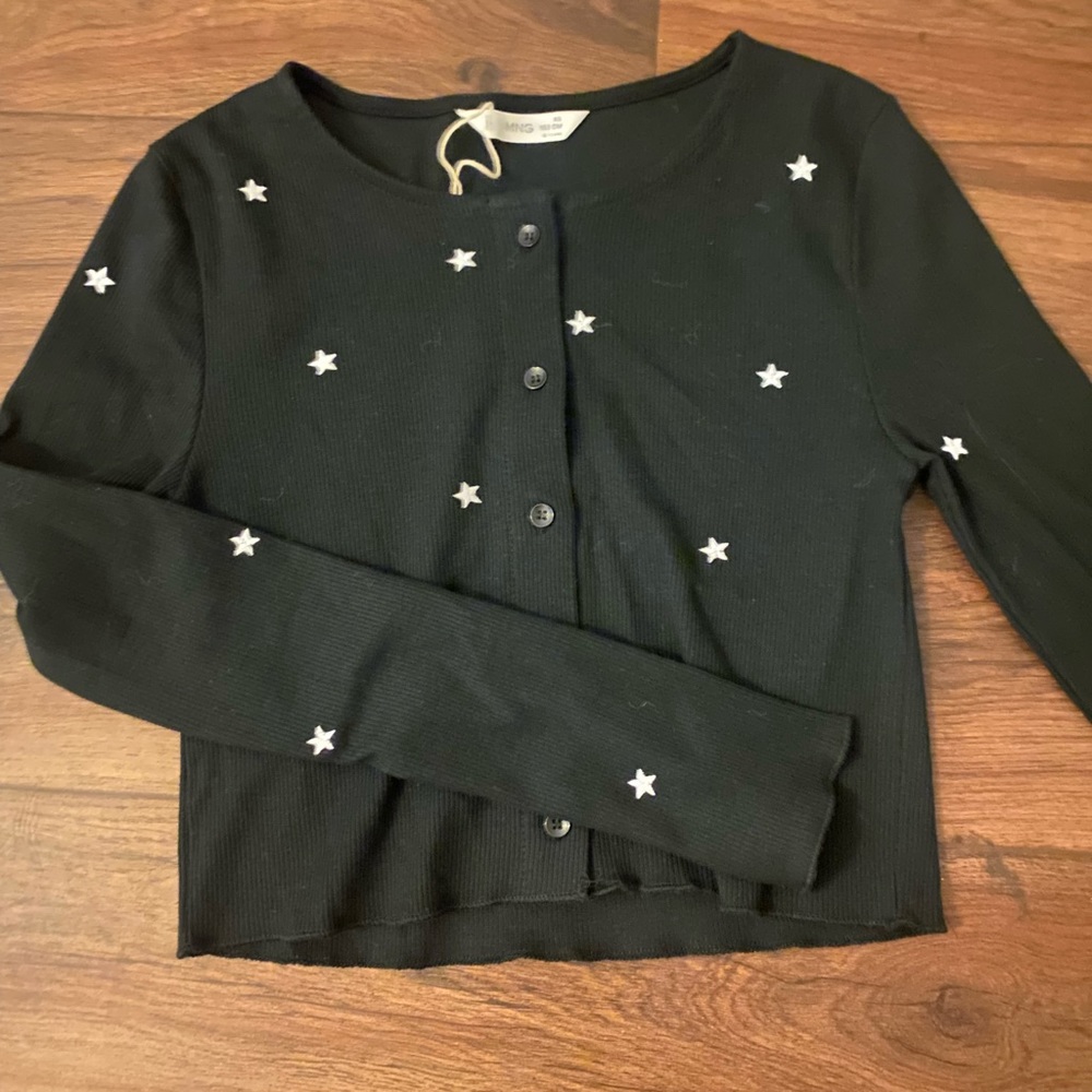 MNG black top with long sleeves and white stars